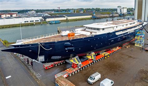 mega yacht builders|World’s Best Superyacht Builders .